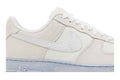 Nike Air Force 1 Low '07 LV8 EMB Summit White Blue Whisper - Nike Sneaker, Detailansicht 3
