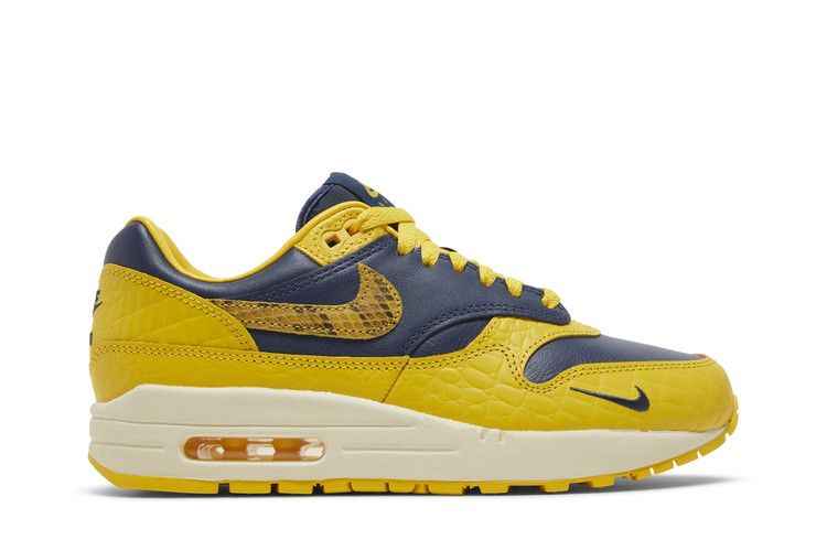 Air Max 1 CO.JP Michigan Head to Head - Nike Sneaker