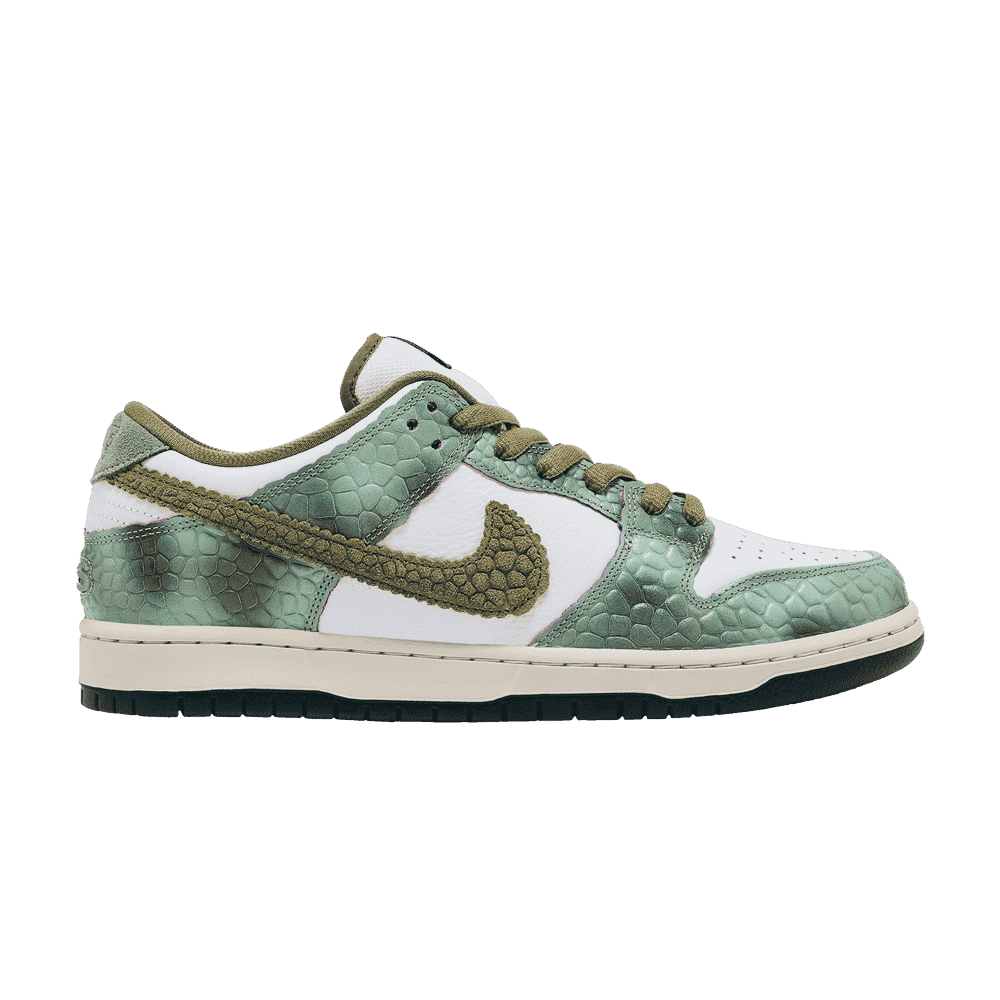 Alexis Sablone x Nike Dunk Low SB Chameleon