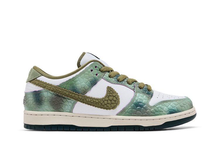 Alexis Sablone x Nike Dunk Low SB Chameleon