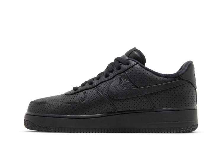 Nike Air Force 1 Low SP Triple Black Perforated - Nike Sneaker, Detailansicht 4