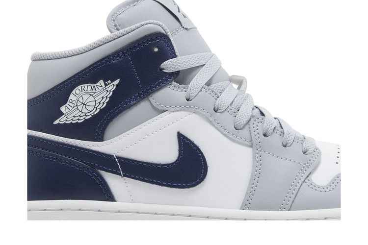 Air Jordan 1 Mid Wolf Grey Midnight Navy - Air Jordan Sneaker, Detailansicht 3