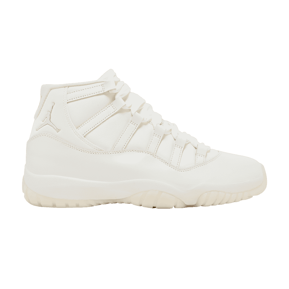 Wmns Air Jordan 11 Retro Pearl / Grand Finale - Air Jordan Sneaker
