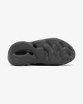 Yeezy Foam RNNR Carbon - House-of-Sneakers