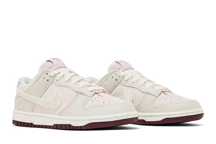 Nike Wmns Dunk Low Valentines Day 2026 - Nike Sneaker, Detailansicht 10