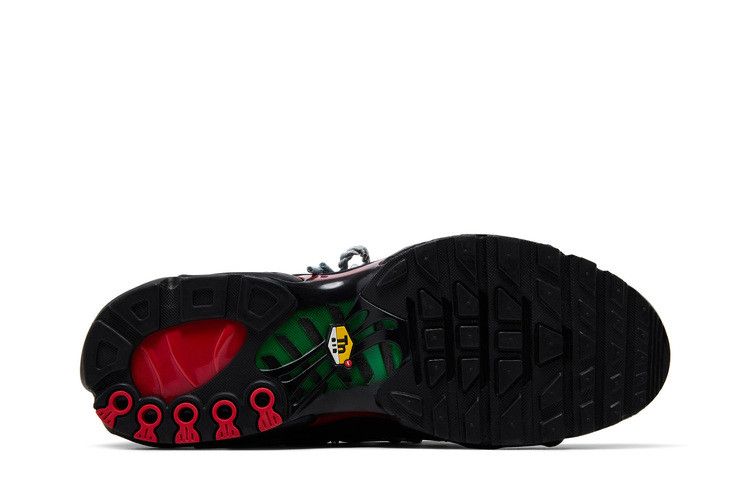 Homecoming x Nike Air Max Plus Black University Red Court Green - Nike Sneaker, Detailansicht 6
