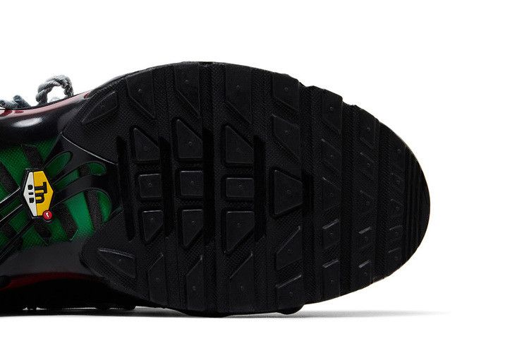 Homecoming x Nike Air Max Plus Black University Red Court Green - Nike Sneaker, Detailansicht 7