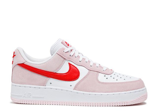 Carta de amor de Nike Air Force 1 Low para el día de San Valentín