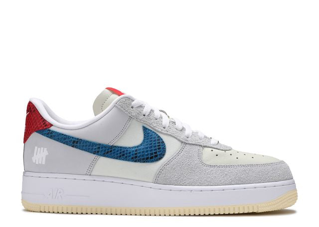 Nike Air Force 1 Low SP Undefeated 5 On It Dunk vs. AF1