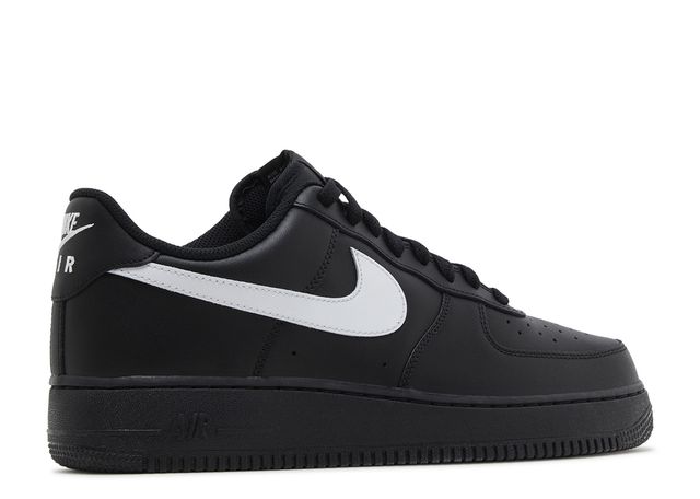 Nike Air Force 1 Low '07 Negro Blanco