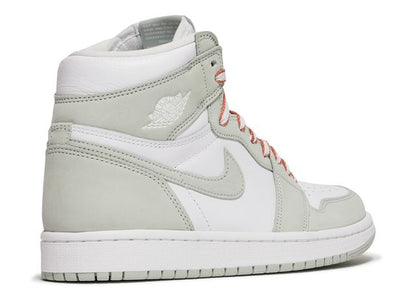 Air Jordan 1 High OG color espuma de mar