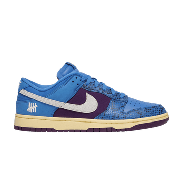 Undefeated x Nike Dunk Low SP 5 On It - Nike Sneaker