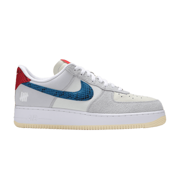 Nike Air Force 1 Low SP Undefeated 5 Pe el Dunk vs. AF1